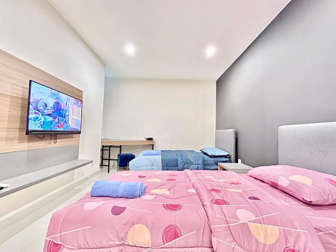Jeff & Ricky Homestay@105 Kozi Square Kuching Exterior photo